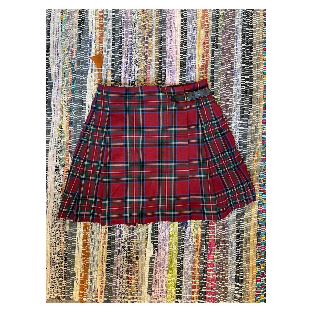 Mini tartan skirt